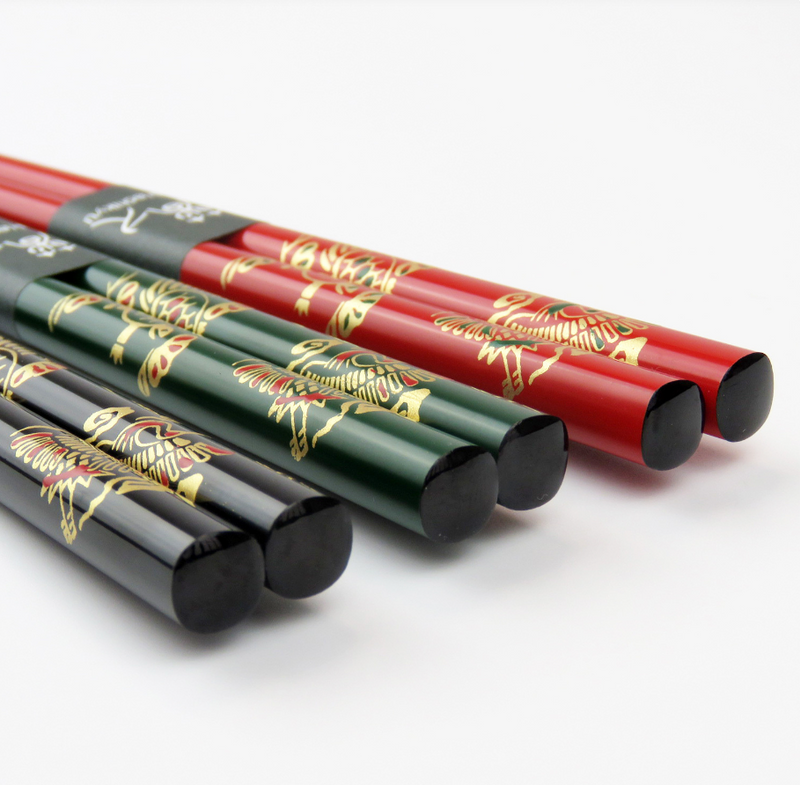 Load image into Gallery viewer, Wajima Urushi Chopsticks,Red ,Green, Black, Ranes and Turtles,hand side, NANIKOKO
